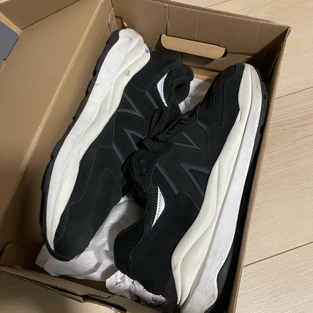 New Balance Black and White Men's 57/40 sneakers